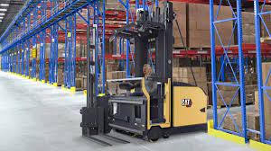 Very Narrow Aisle forklift training